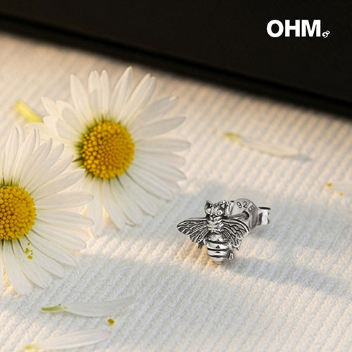 Bee Brave Stud Earring (Single Stud)